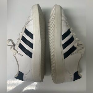 Youth Adidas White and Black Sneakers. Size 4.